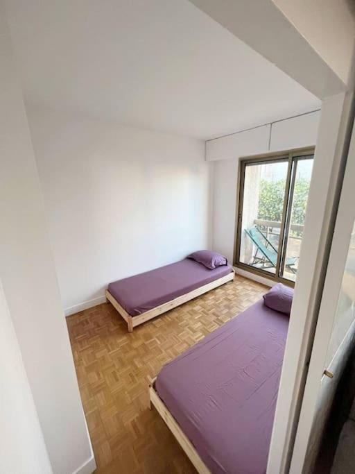 Entiry Apartment, Private Rooms In Paris Exterior photo